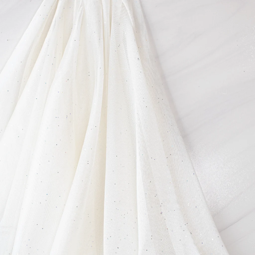 پارچه پرده ای الورا- خرید از سناتکس- تضمین قیمت و کیفیت