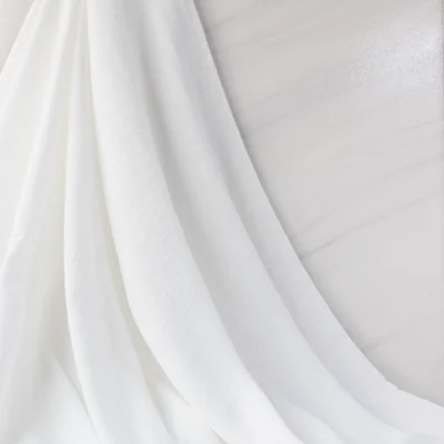 تور کتان ضخیم بدون نیاز به آستر با بافت طبیعی و نورپردازی ملایم